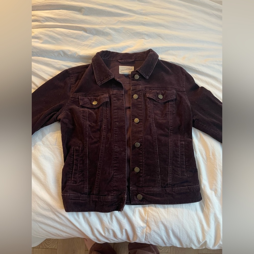 Universal thread corduroy bergundy jacket